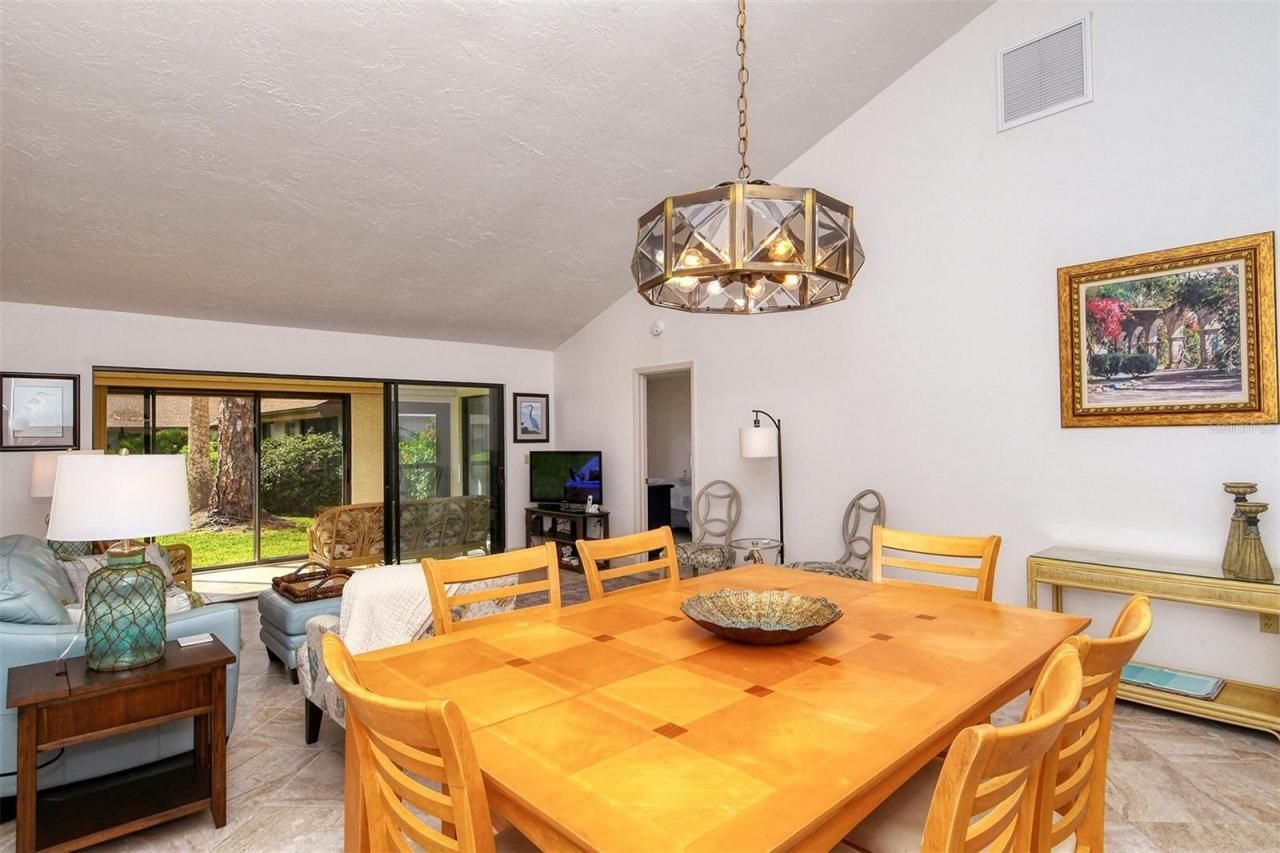 3131 Windrush Bourne, Unit 22, Sarasota, FL 34235 Photo