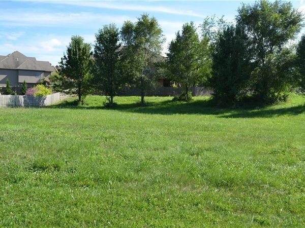 4801 NE 62nd Street, Kansas City, MO 64119