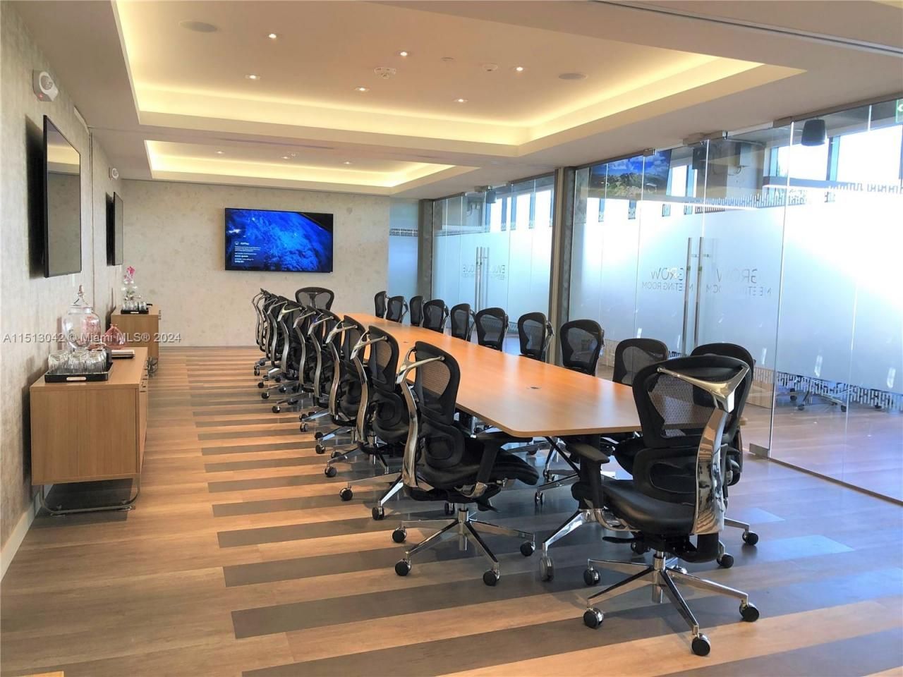 2980 NE 207th St, Unit 315, Aventura, FL 33180 Photo