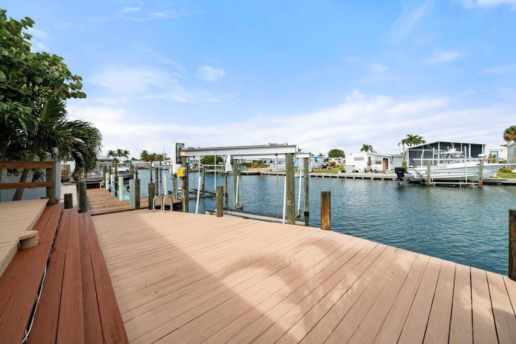44 Aqua Ra Drive, Jensen Beach, FL 34957 Photo