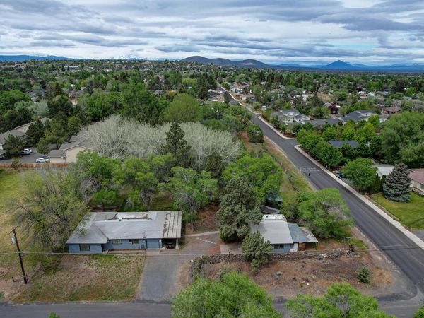 2547 SW 21st Street, Redmond, OR 97756