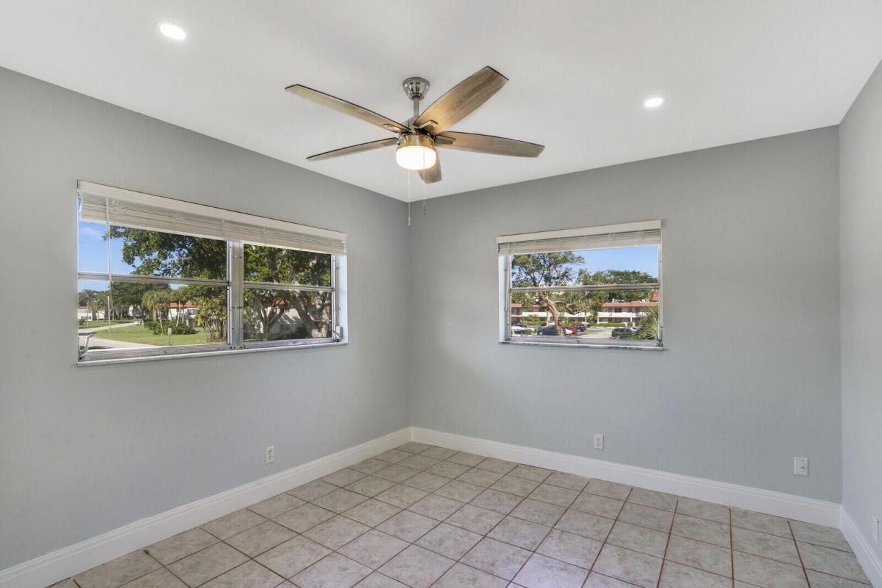 6 Abbey Lane, Unit 201, Delray Beach, FL 33446 Photo