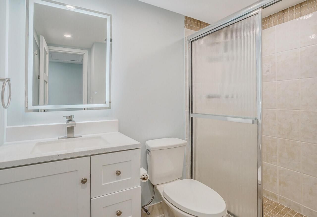 6 Abbey Lane, Unit 201, Delray Beach, FL 33446 Photo