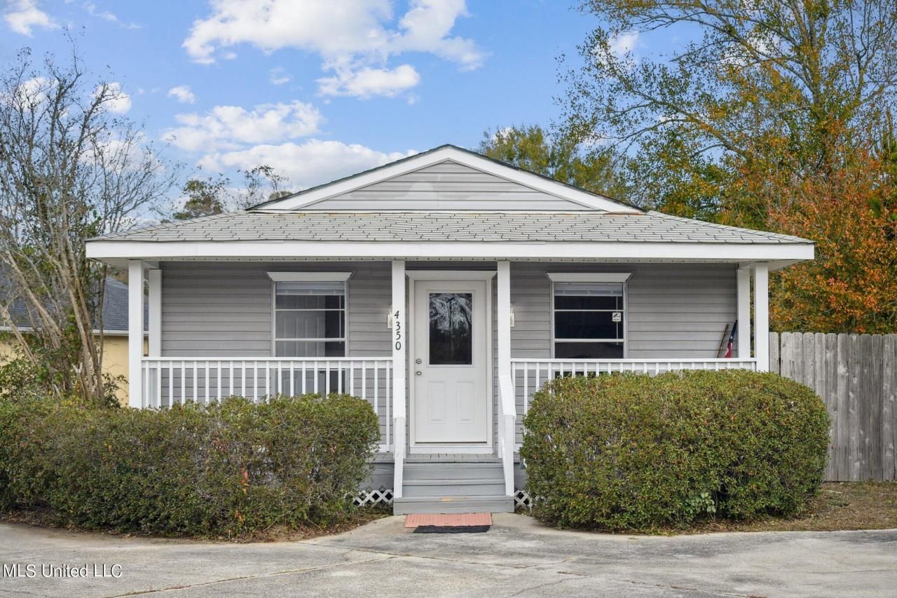 4350 Leisure Time Drive, Diamondhead, MS 39525 Main Photo