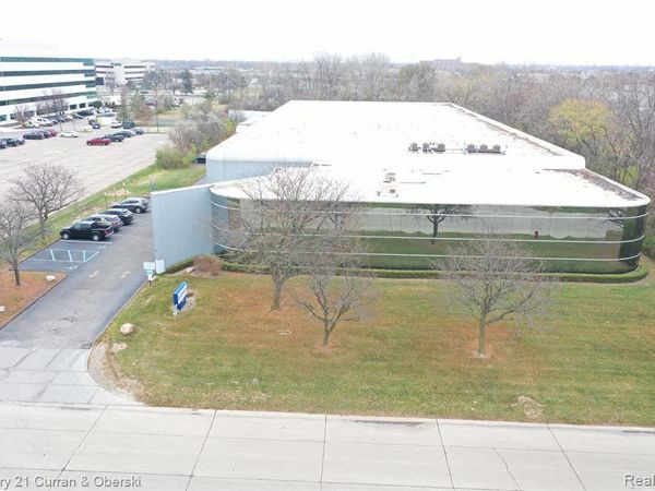 1410 ALLEN Drive, Troy, MI 48083
