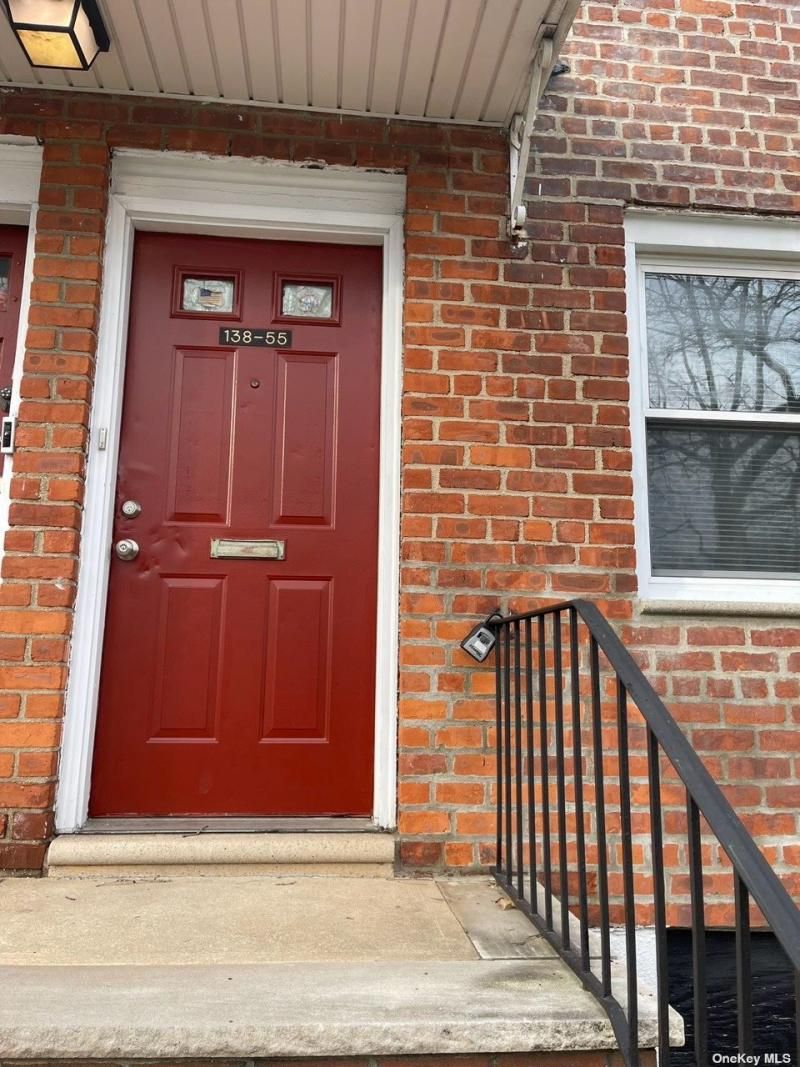 138-55 Jewel Avenue, Unit 2nd FL, Flushing, NY 11355 Main Photo