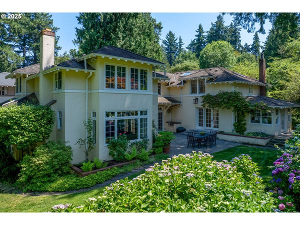 1803 S RIVERDALE RD, Portland, OR 97219