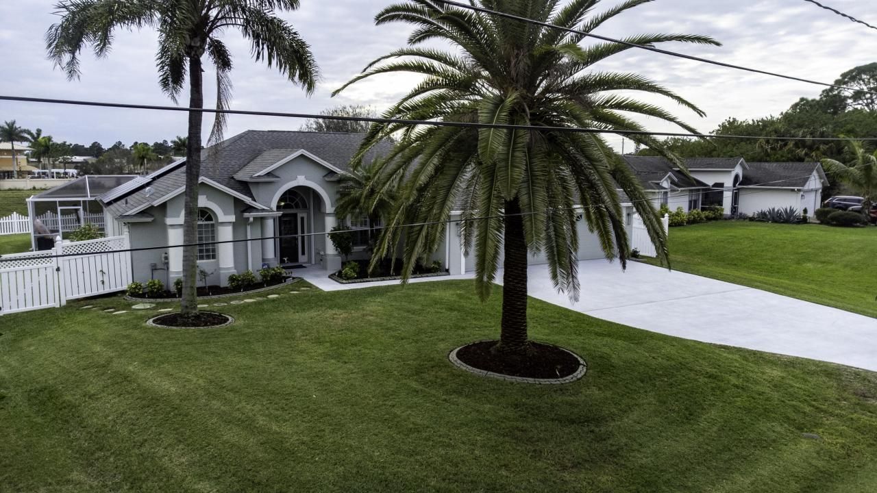 830 SW College Park Road, Port Saint Lucie, FL 34953 Photo