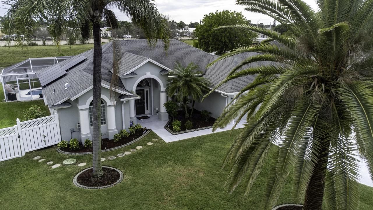 830 SW College Park Road, Port Saint Lucie, FL 34953 Photo