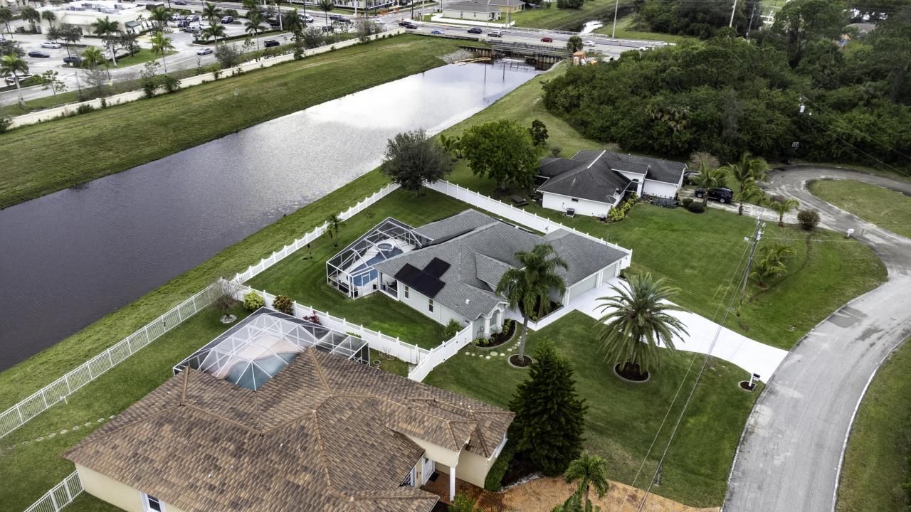 830 SW College Park Road, Port Saint Lucie, FL 34953 Photo