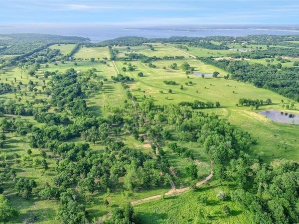 000 Eisenhower Road, Denison, TX 75020