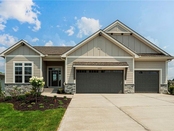 22018 W 114th Court, Olathe, KS 66061