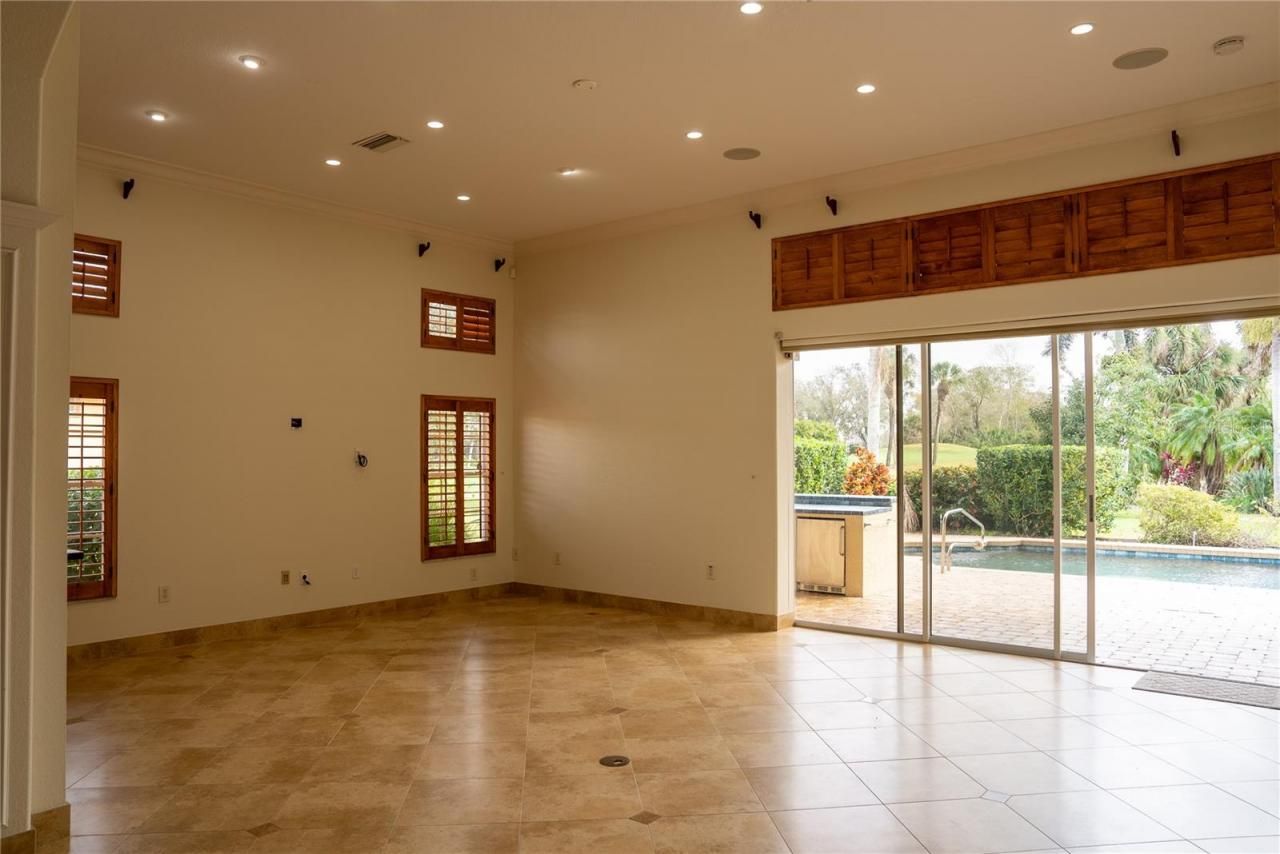 326 Saint George Court, Unit 14, Venice, FL 34293 Photo
