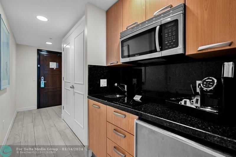 505 N Fort Lauderdale Beach Boulevard, Unit 2214, Fort Lauderdale, FL 33304 Photo