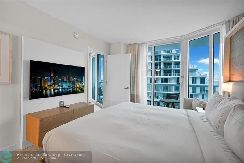 505 N Fort Lauderdale Beach Boulevard, Unit 2214, Fort Lauderdale, FL 33304 Photo