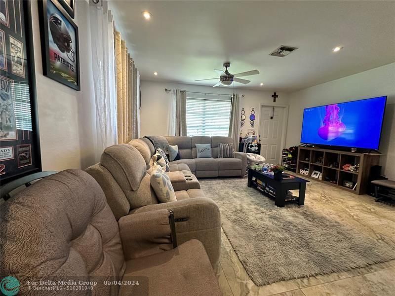 2302 NW 55th Street, Tamarac, FL 33309 Photo