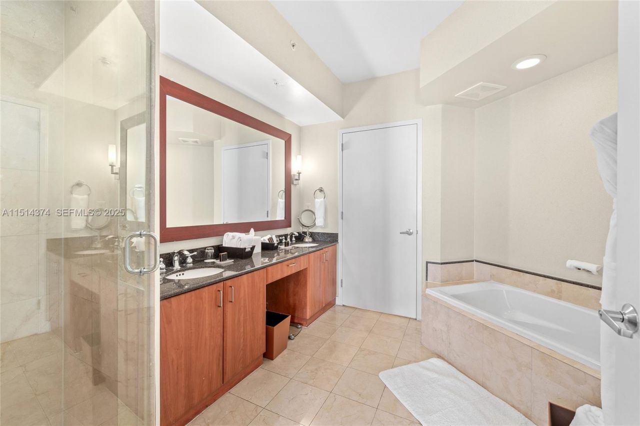 18001 Collins Ave, Unit 1205, Sunny Isles Beach, FL 33160 Photo