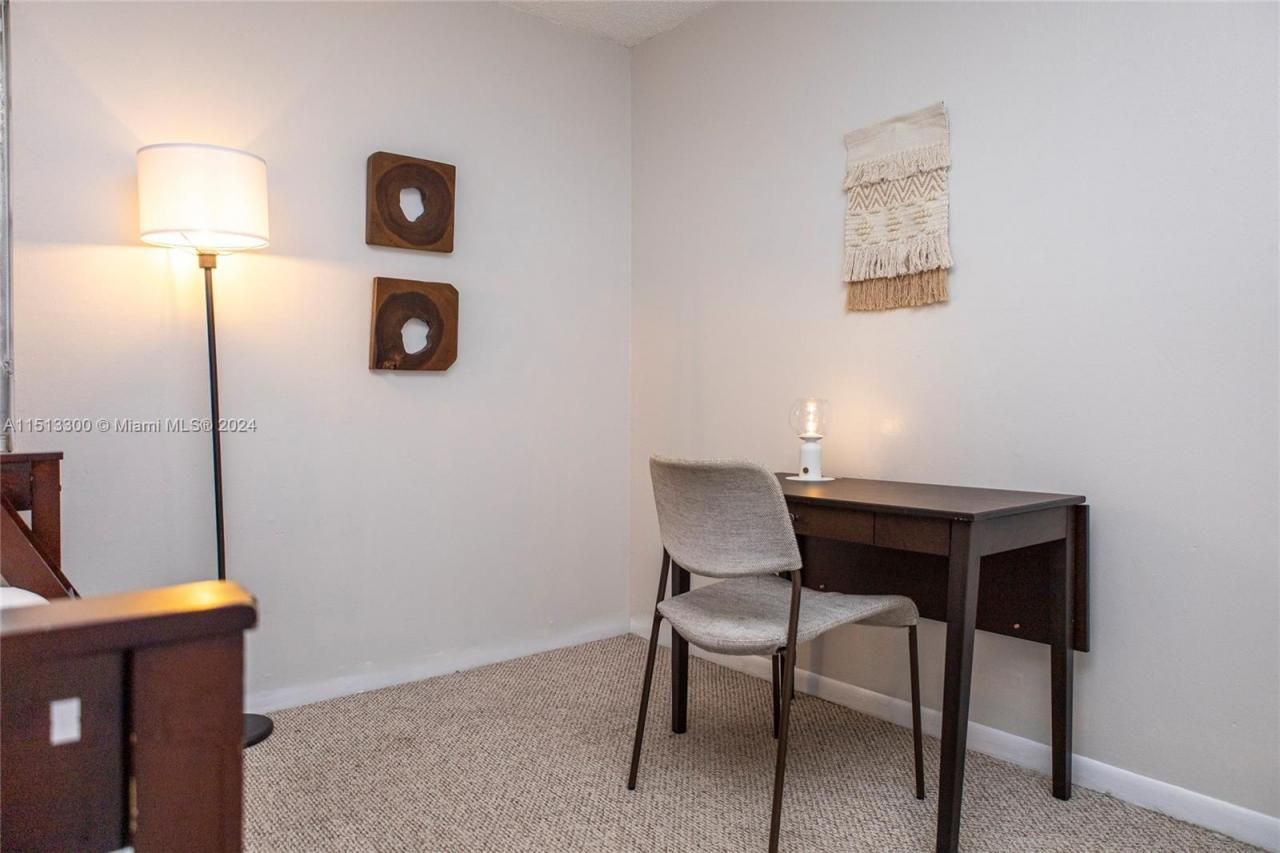 20075 SW 87th Pl, Unit Left Side, Cutler Bay, FL 33189 Photo