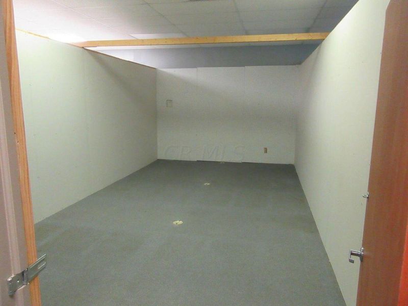 1145 E Main Street, Lancaster, OH 43130 Photo 11