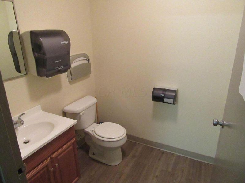 1145 E Main Street, Lancaster, OH 43130 Photo 18