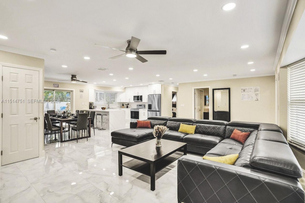 5500 Cleveland St, Hollywood, FL 33021 Photo