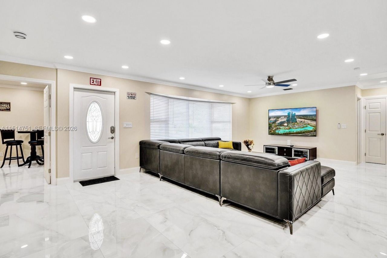 5500 Cleveland St, Hollywood, FL 33021 Photo