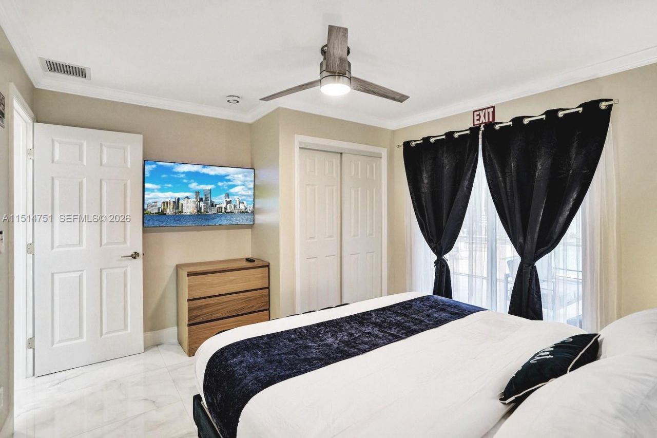 5500 Cleveland St, Hollywood, FL 33021 Photo