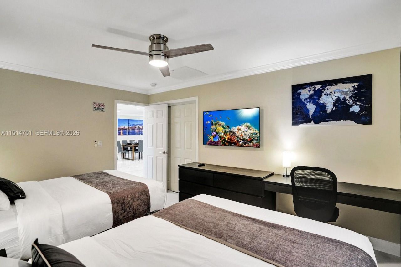 5500 Cleveland St, Hollywood, FL 33021 Photo