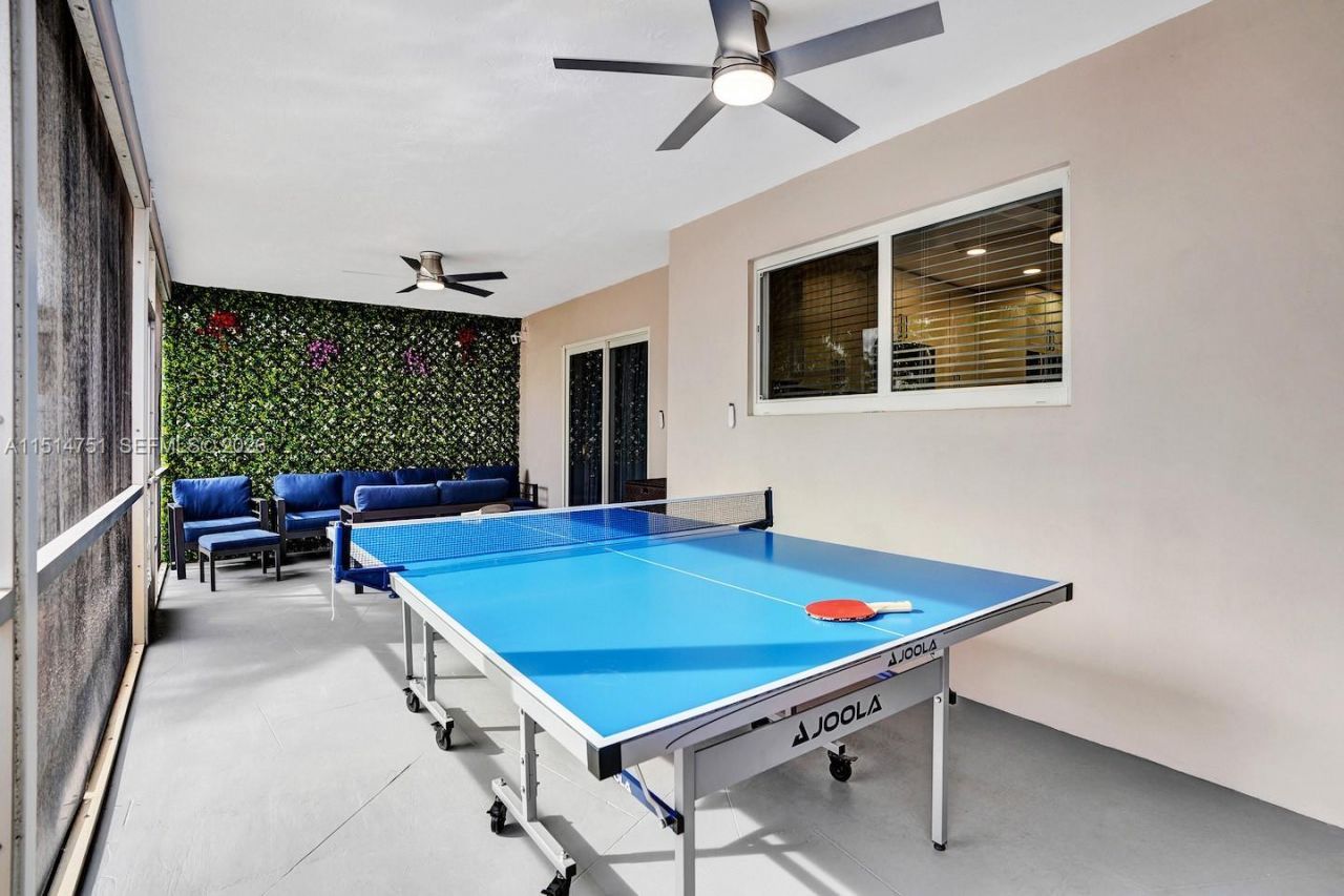 5500 Cleveland St, Hollywood, FL 33021 Photo