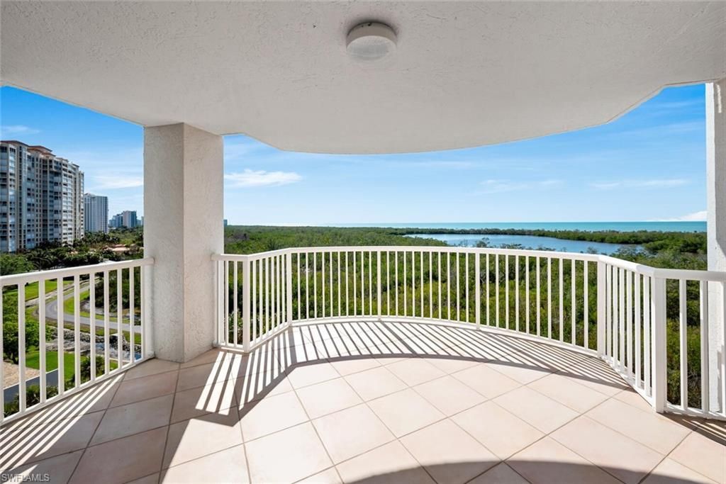 6849 Grenadier Blvd, Unit 802, Naples, FL 34108 Photo