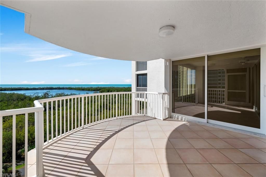 6849 Grenadier Blvd, Unit 802, Naples, FL 34108 Photo