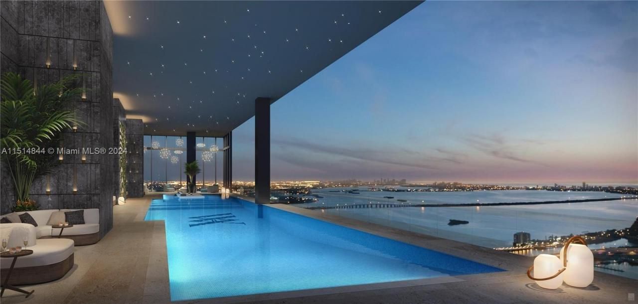 300 N Biscayne Blvd, Unit 7501, Miami, FL 33132 Photo