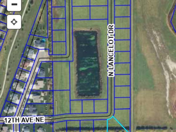 1704 NE 12th Avenue, Aberdeen, SD 57401