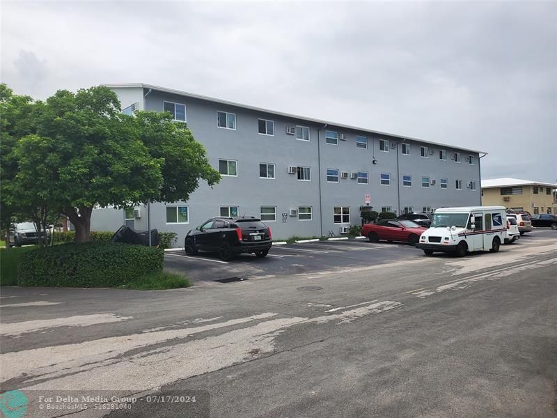 1021 NE 24th Avenue, Unit 4, Pompano Beach, FL 33062 Photo