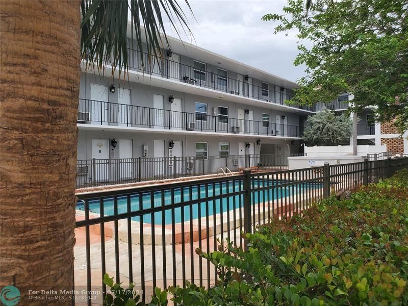 1021 NE 24th Avenue, Unit 4, Pompano Beach, FL 33062 Photo