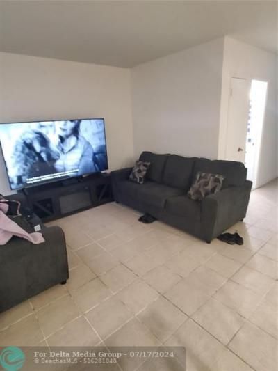 1021 NE 24th Avenue, Unit 4, Pompano Beach, FL 33062 Photo