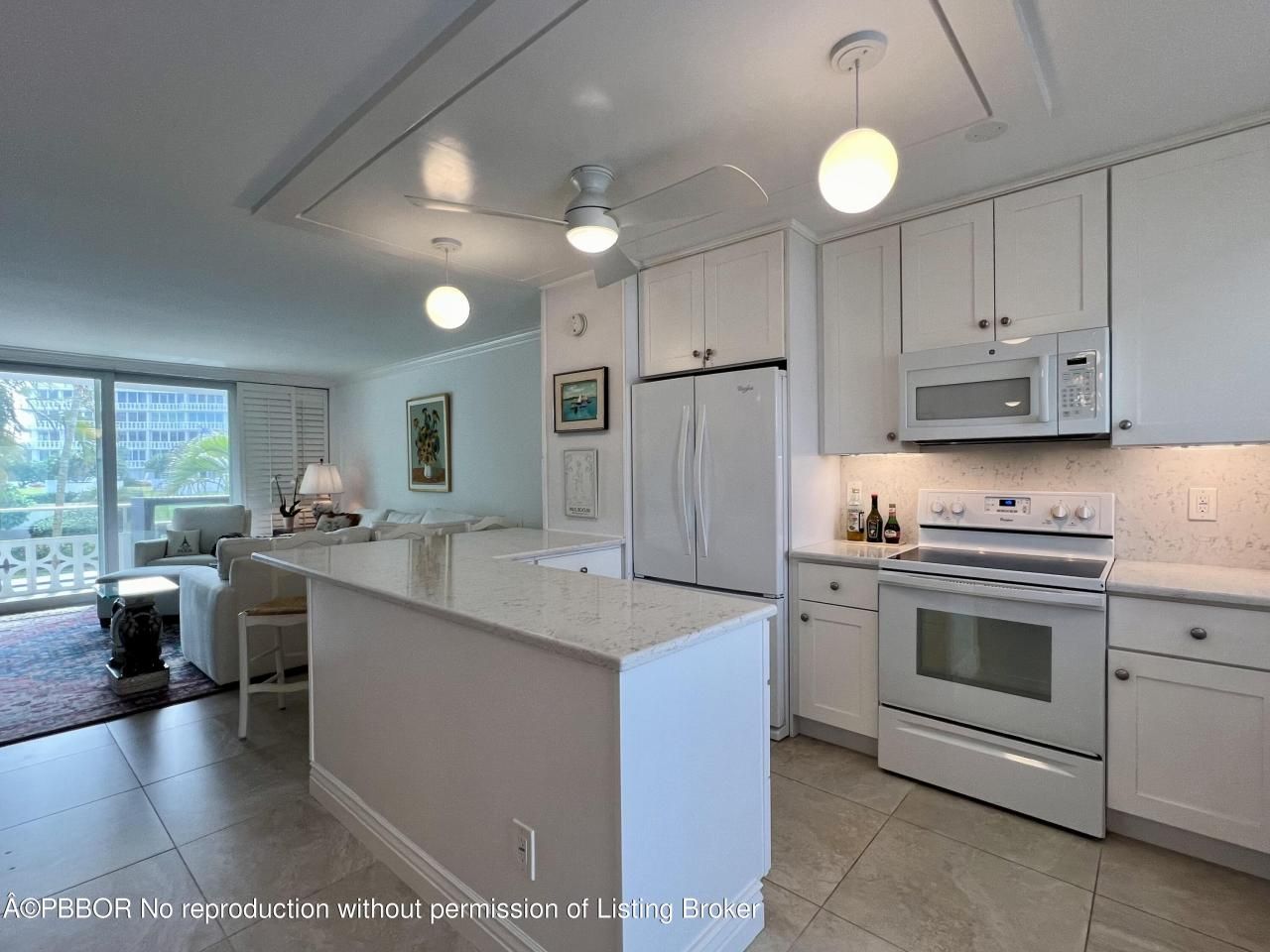 139 Sunrise Avenue, Unit 204, Palm Beach, FL 33480 Photo