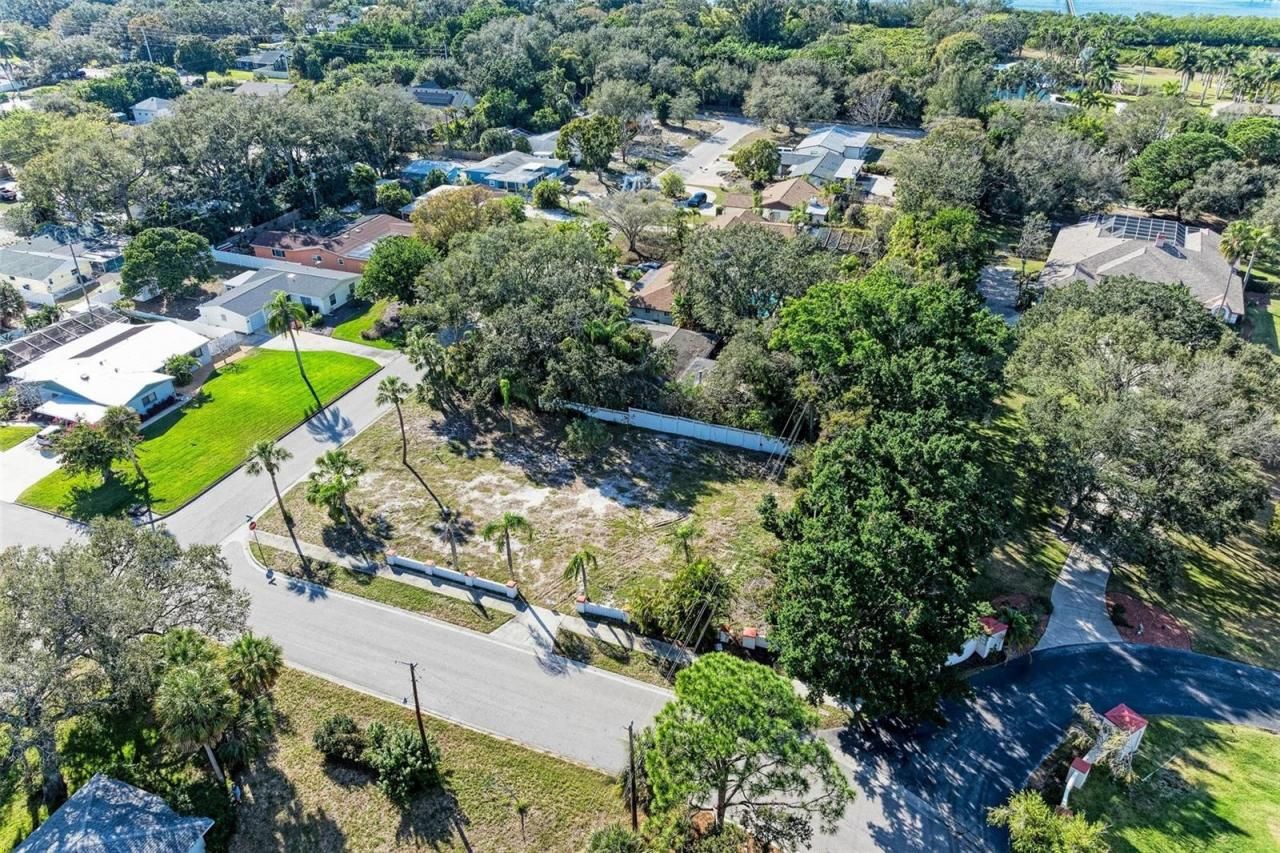 210 77th Street Nw, Bradenton, FL 34209 Photo