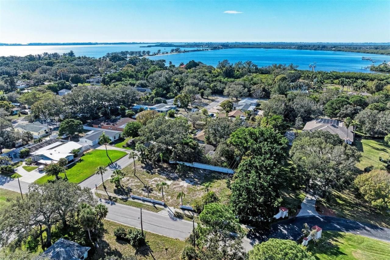 210 77th Street Nw, Bradenton, FL 34209 Photo