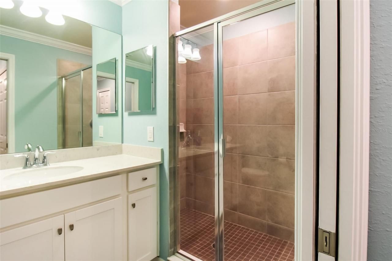 17810 Gawthrop Drive, Unit 207, Bradenton, FL 34211 Photo