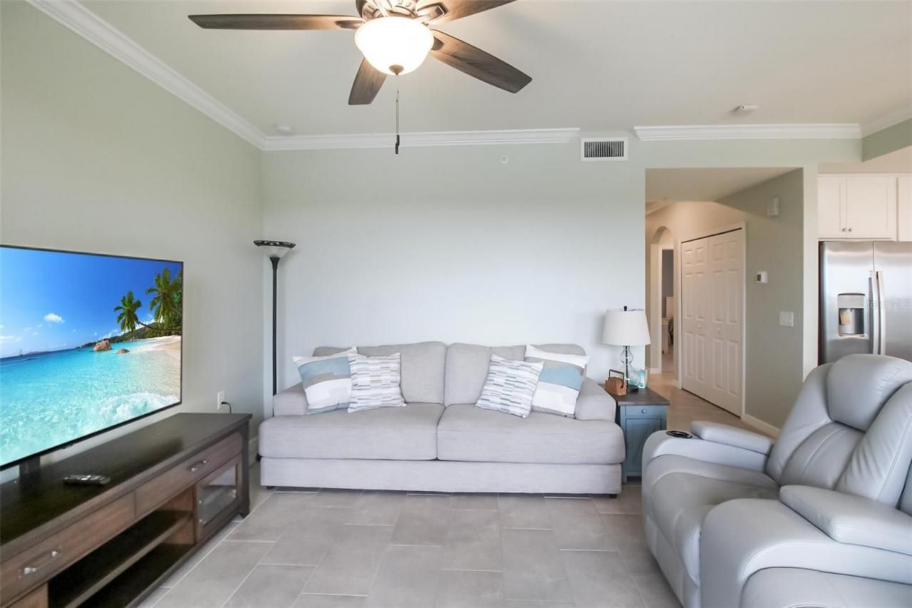 17810 Gawthrop Drive, Unit 207, Bradenton, FL 34211 Photo