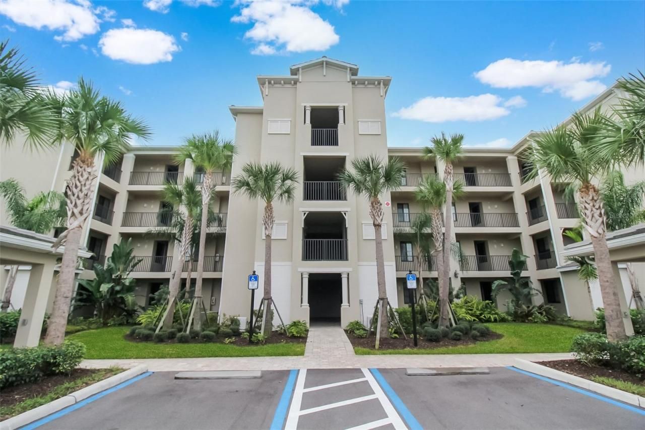 17810 Gawthrop Drive, Unit 207, Bradenton, FL 34211 Photo