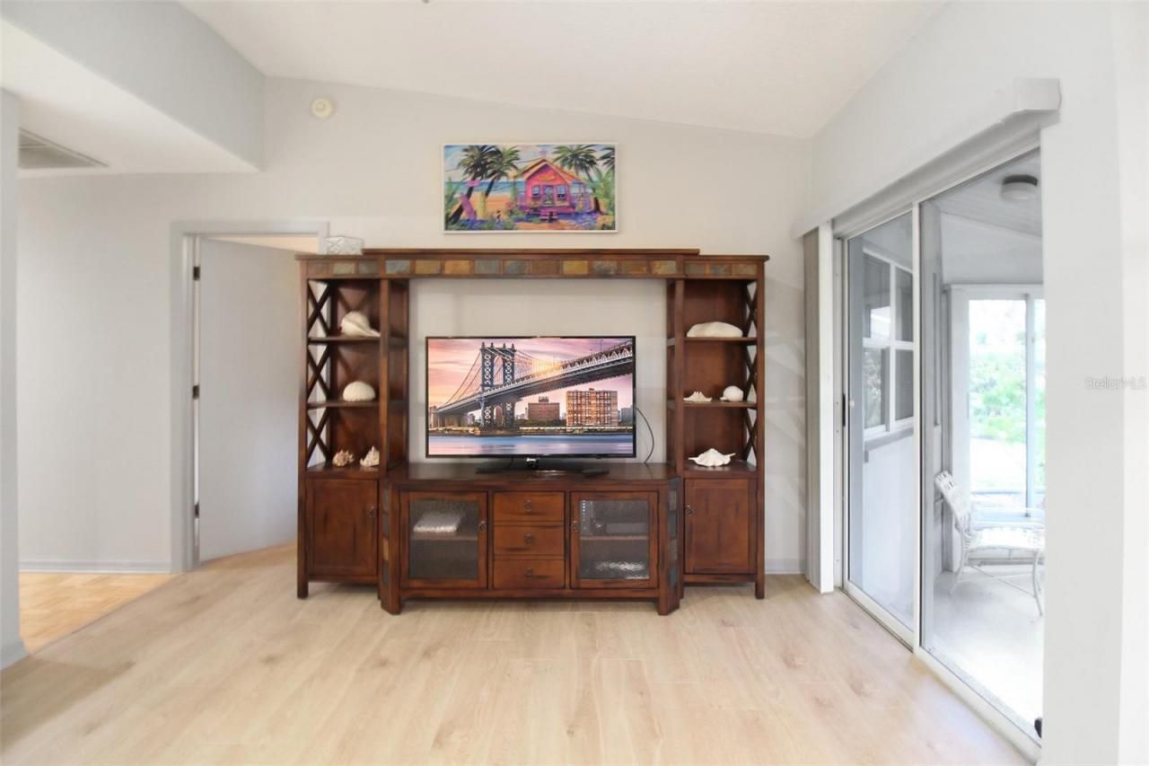 1219 Siesta Bayside Drive, Unit 1219-C, Sarasota, FL 34242 Photo