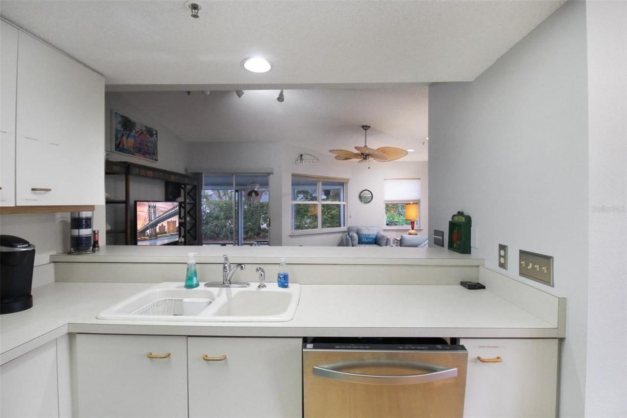 1219 Siesta Bayside Drive, Unit 1219-C, Sarasota, FL 34242 Photo