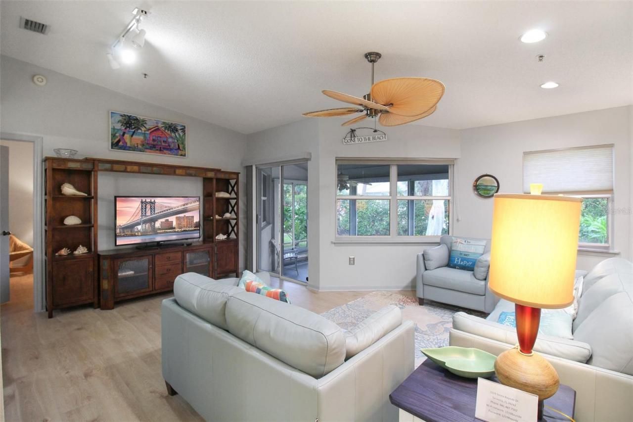 1219 Siesta Bayside Drive, Unit 1219-C, Sarasota, FL 34242 Photo