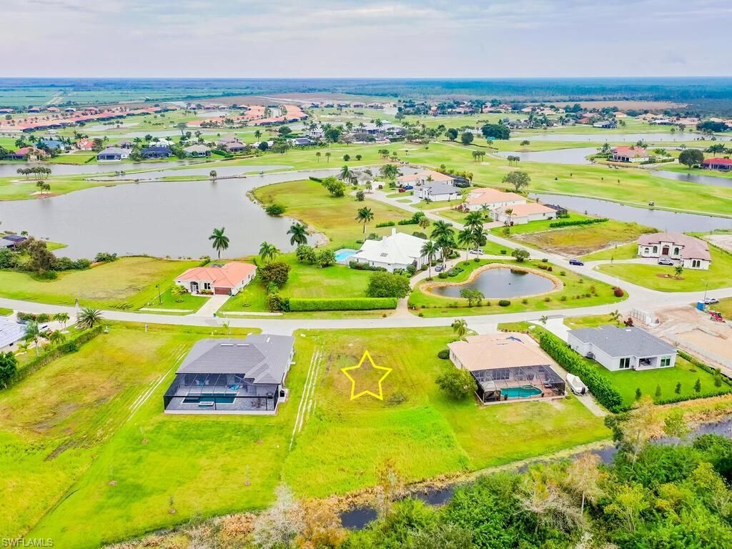 18211 Royal Hammock Blvd, Naples, FL 34114 Photo