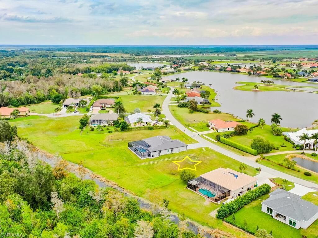 18211 Royal Hammock Blvd, Naples, FL 34114 Photo