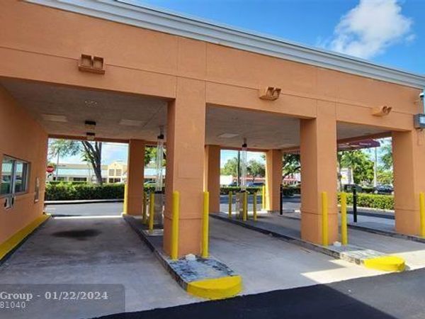 5300 coconut creek parkway, Margate, FL 33063