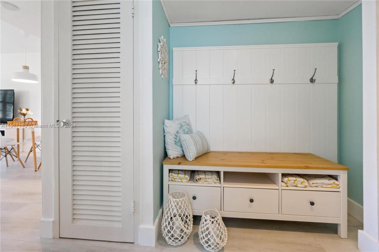 100 Lincoln Rd, Unit 312, Miami Beach, FL 33139 Photo