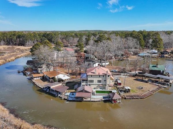 120 Lake Harbour Point, Brandon, MS 39047